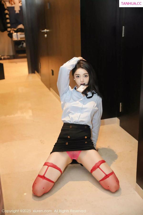   [XiuRen]高清写真图 2025.03.28 No.10086 Candy糖糖 性感白T第11张图片
